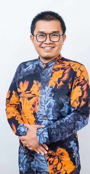 Cecep Setiawan - General Manager